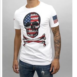 Concrete Humanity Men’s T-Shirt Patriotic Skull